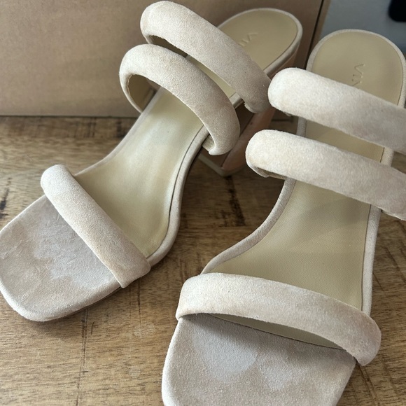 ✨ NWT VINCE Dara Sandals size 7.5 - Picture 6 of 8